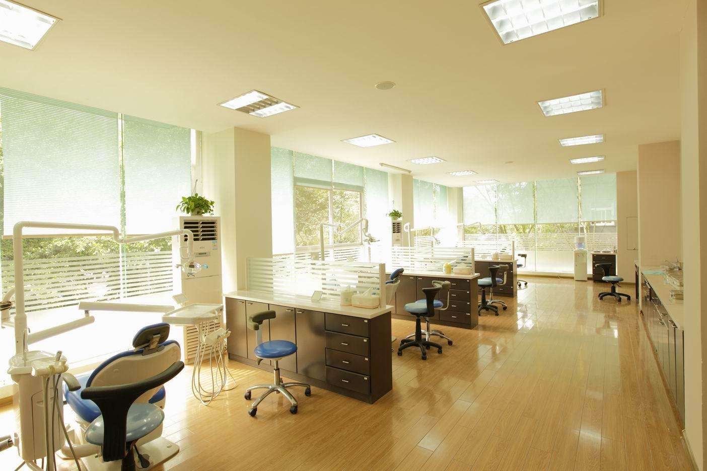 國務(wù)院：診所可跨省連鎖 只辦一張證！