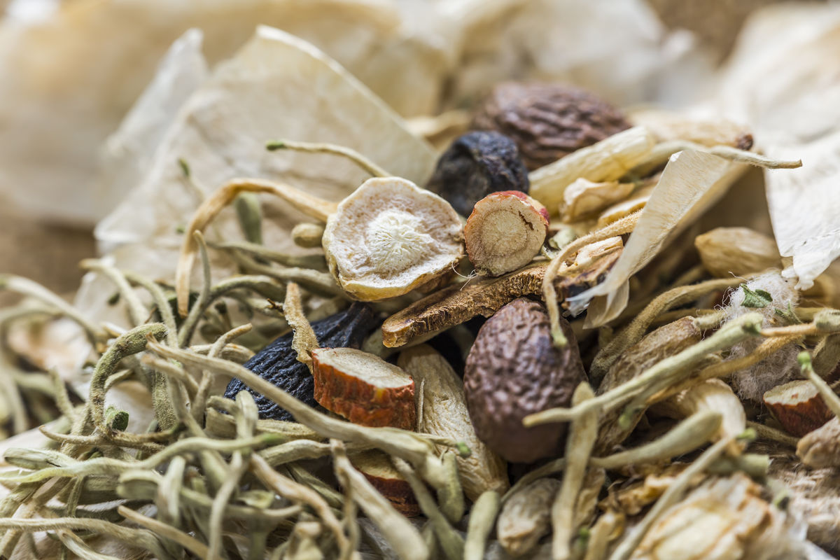 大力發(fā)展中醫(yī)藥 市場(chǎng)規(guī)?；蛴瓉?lái)新一波增長(zhǎng)