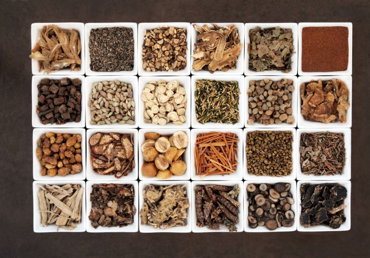 政策利好！中藥飲片進醫(yī)保 藥店可加價25%